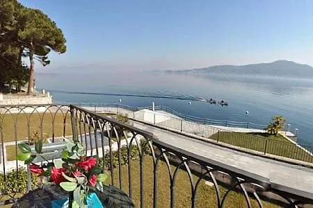 Διαμέρισμα Sleeps 2 Pool Wifi